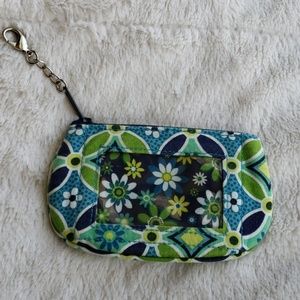Vera Bradley Clip Zip ID Case in Daisy Daisy